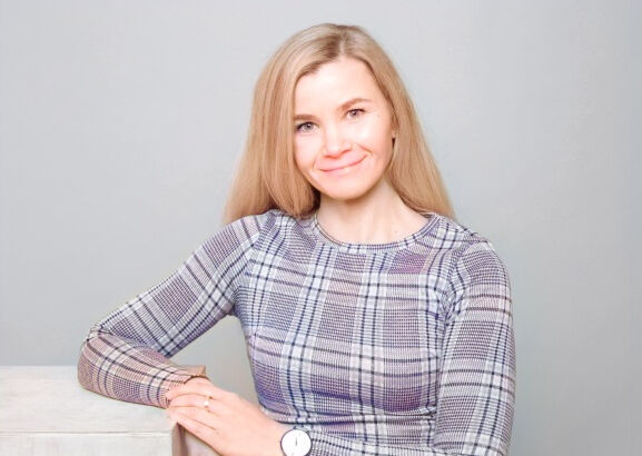 Kliiniline psühholoog selgitab: millised märgid viitavad täiskasvanu autismispektrihäirele?